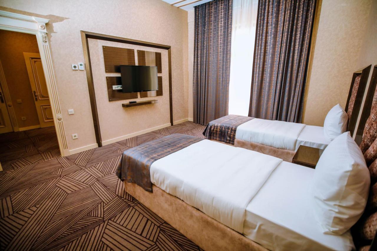 Krone Hotel Баку Екстер'єр фото