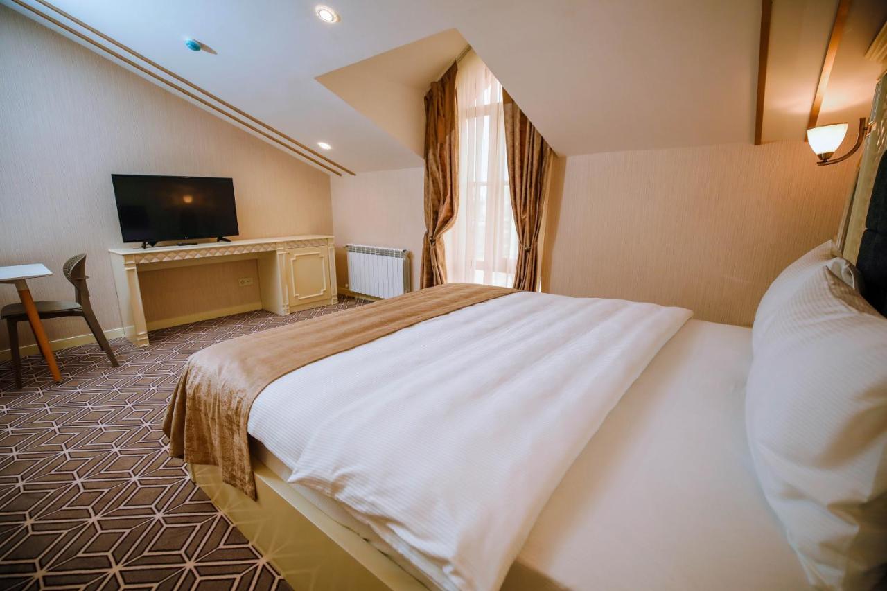 Krone Hotel Баку Екстер'єр фото