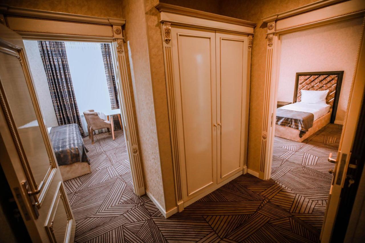 Krone Hotel Баку Екстер'єр фото