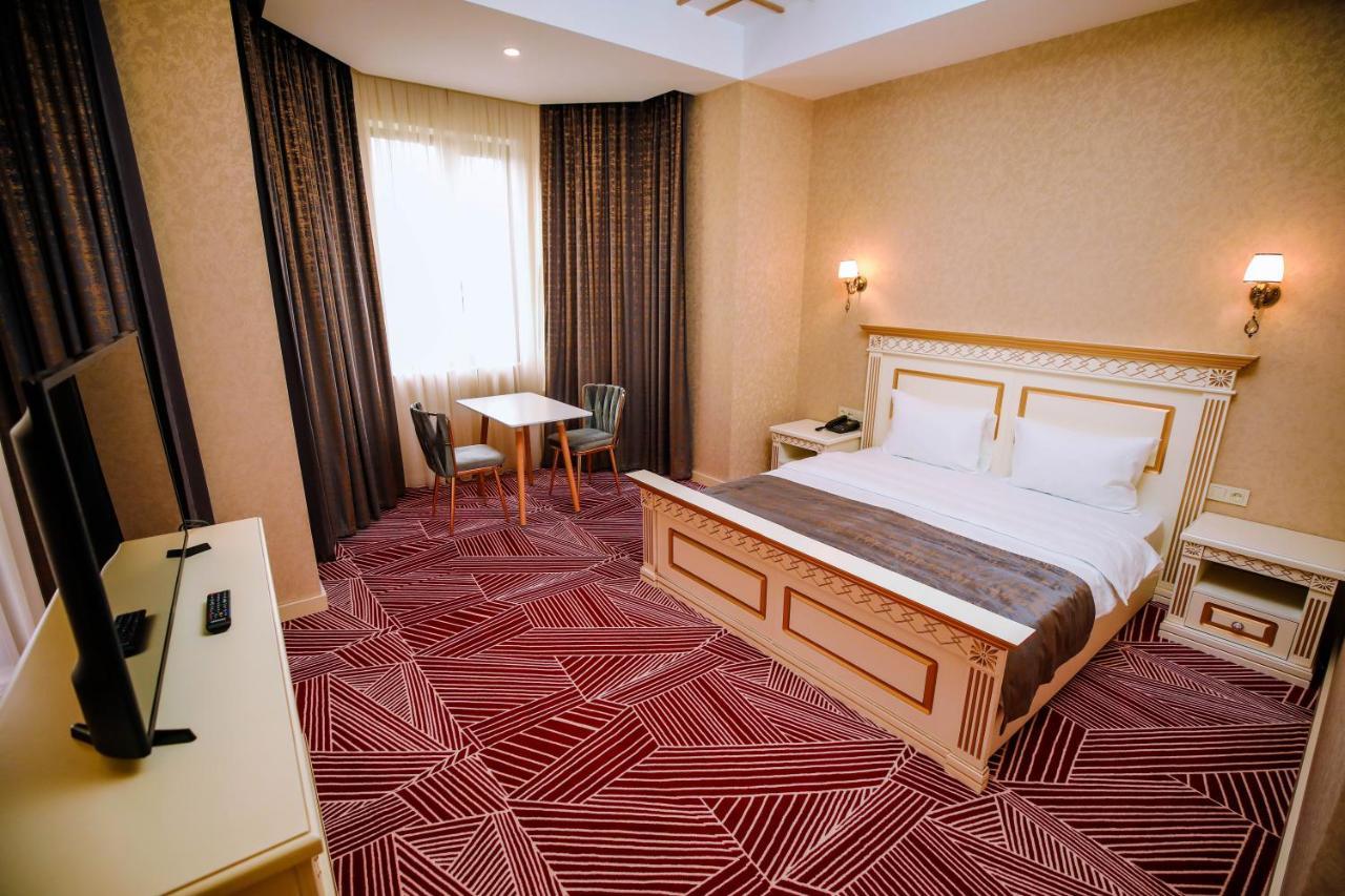 Krone Hotel Баку Екстер'єр фото