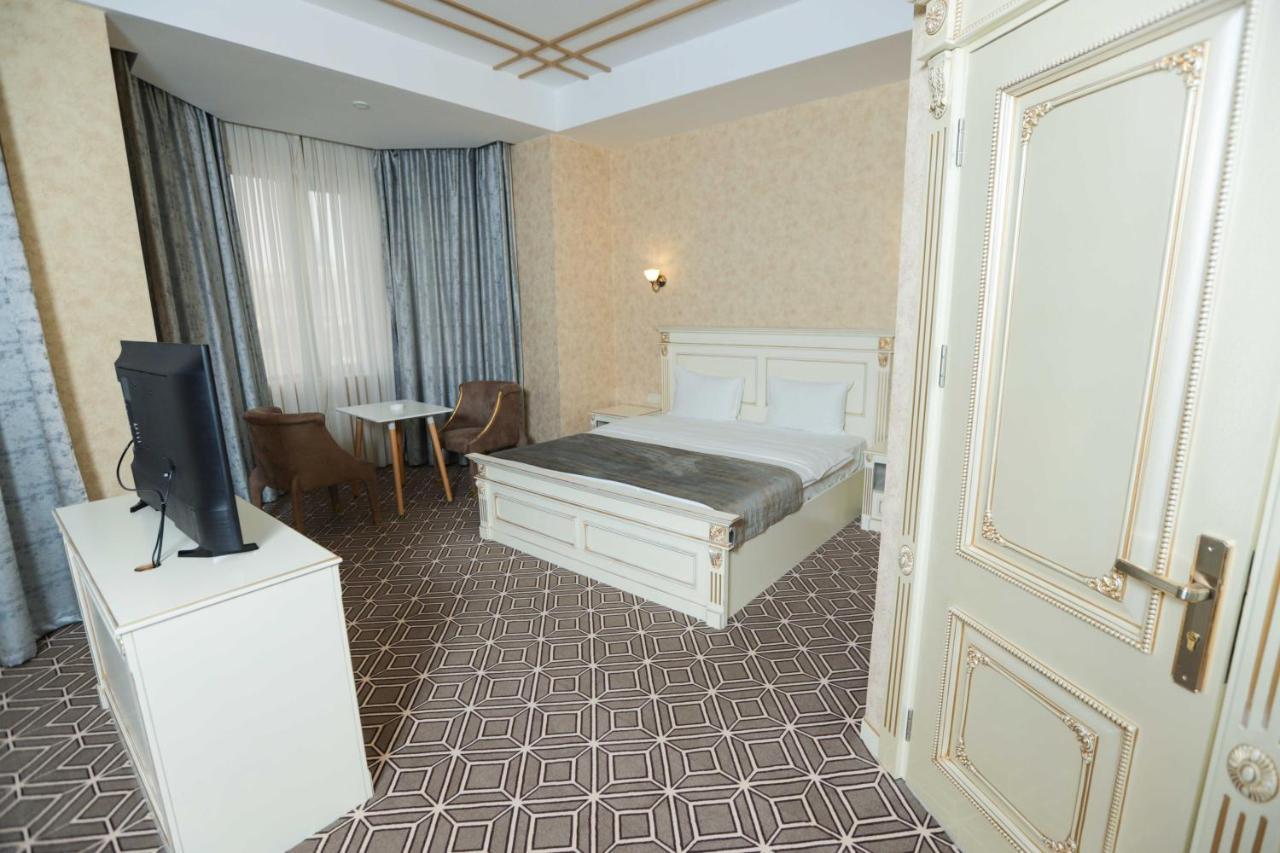 Krone Hotel Баку Екстер'єр фото