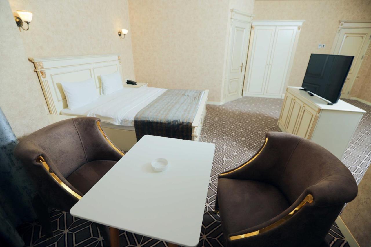 Krone Hotel Баку Екстер'єр фото